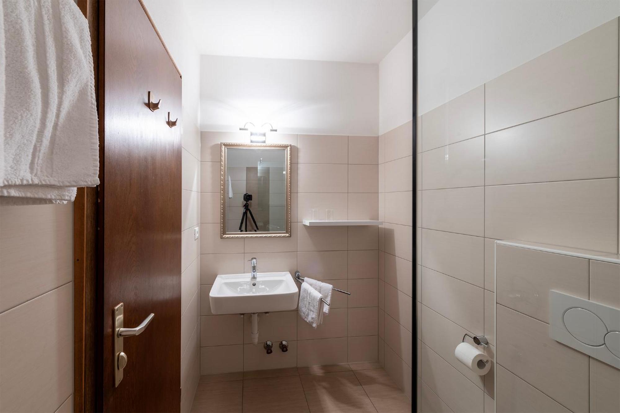 Andreas Hofer Aparthotel Шена Екстериор снимка